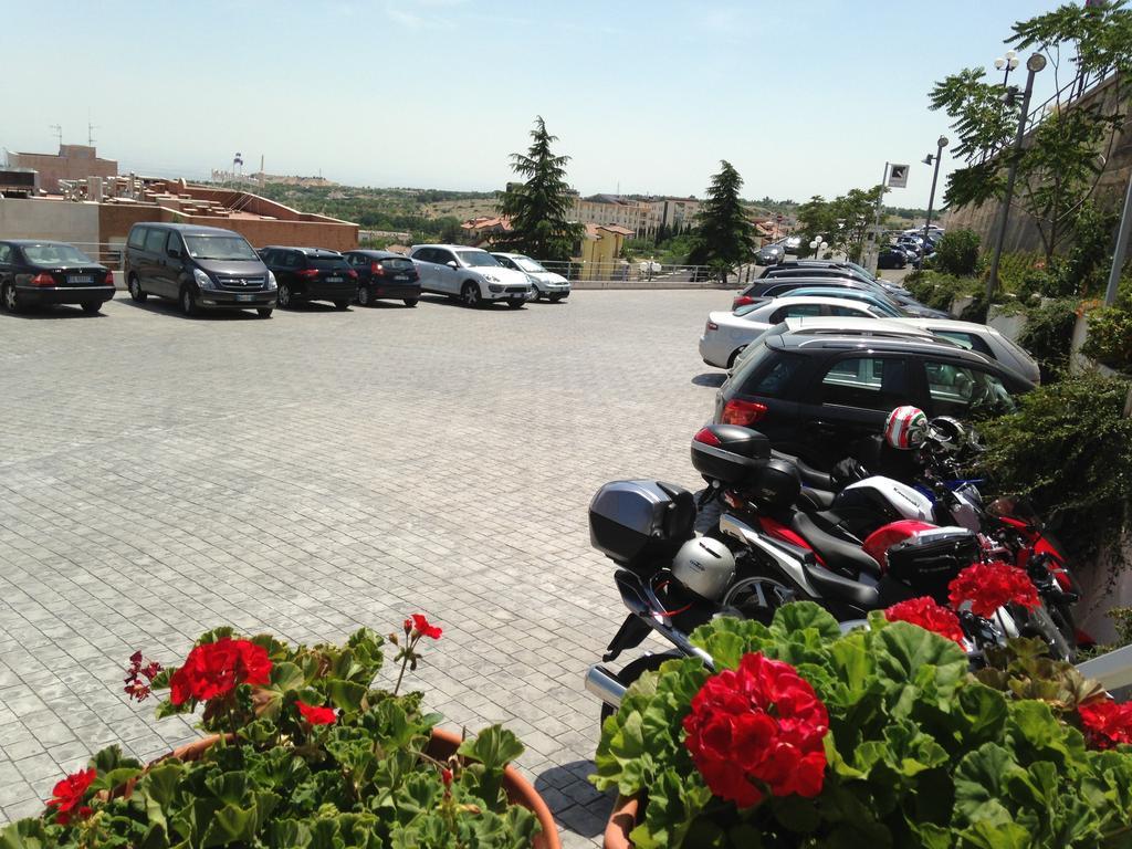 Hotel Vittoria سان جيوفاني روتوندو المظهر الخارجي الصورة