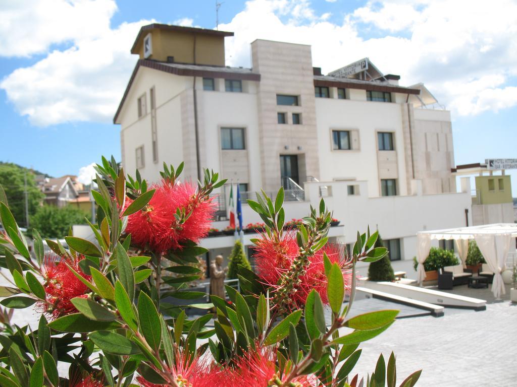 Hotel Vittoria سان جيوفاني روتوندو المظهر الخارجي الصورة